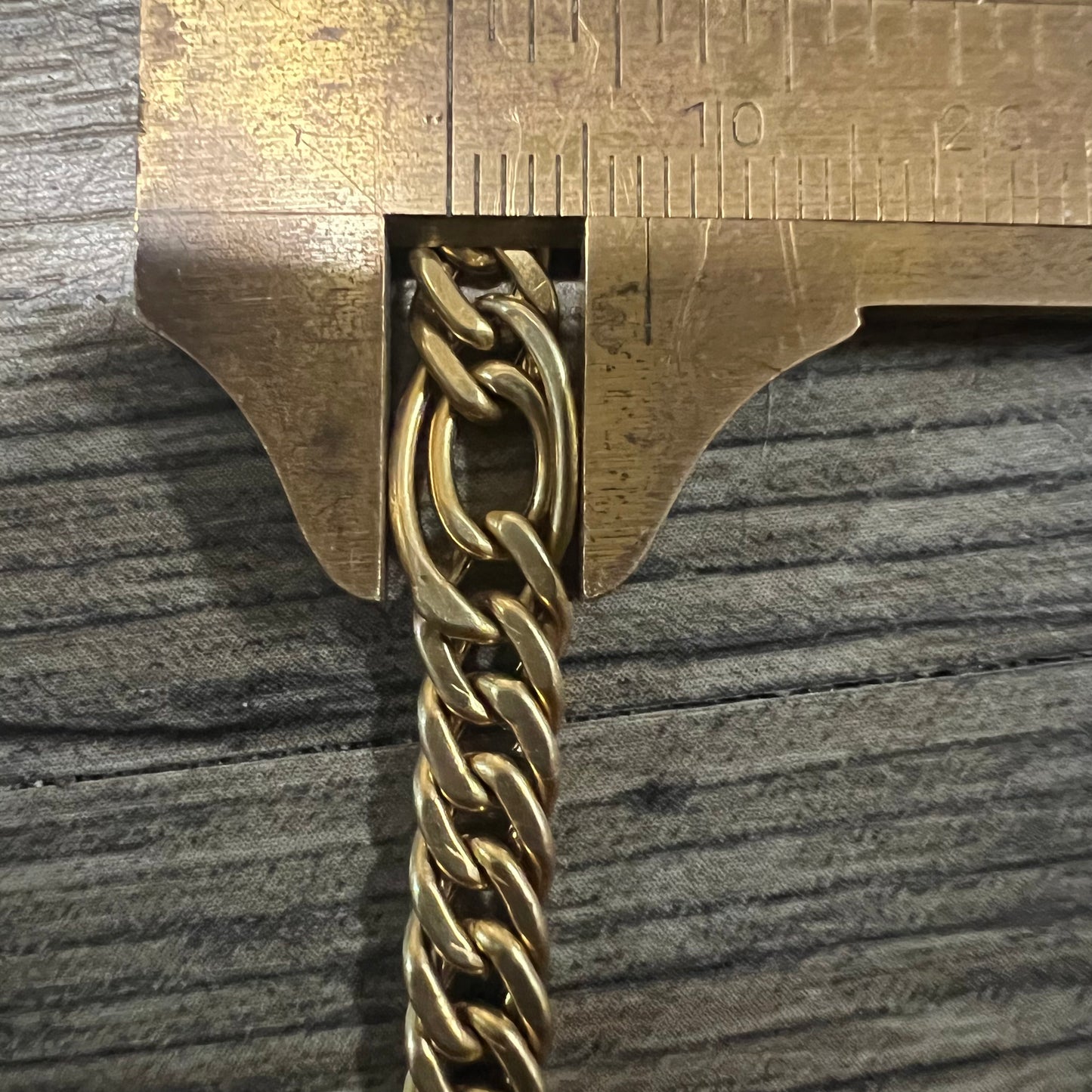 Vintage 14k Italian Yellow Gold Double Cuban Link Station Chain