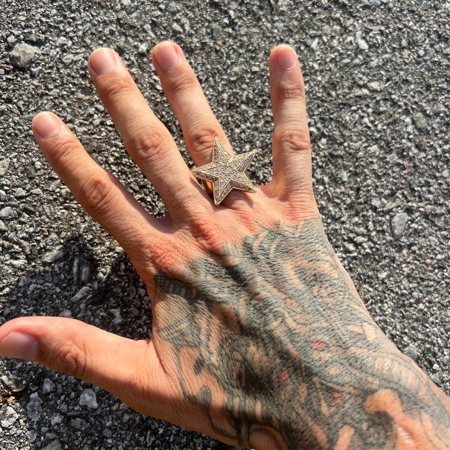 Vintage 14k Heavyweight Natural Diamond Flooded Superstar Ring (8)
