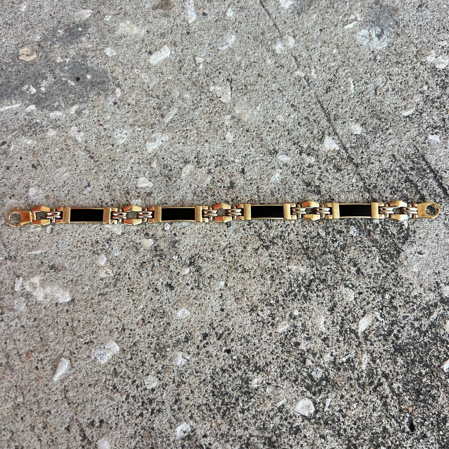 1980’s/90’s Italian 14k And Black Onyx Masculine Link Bracelet