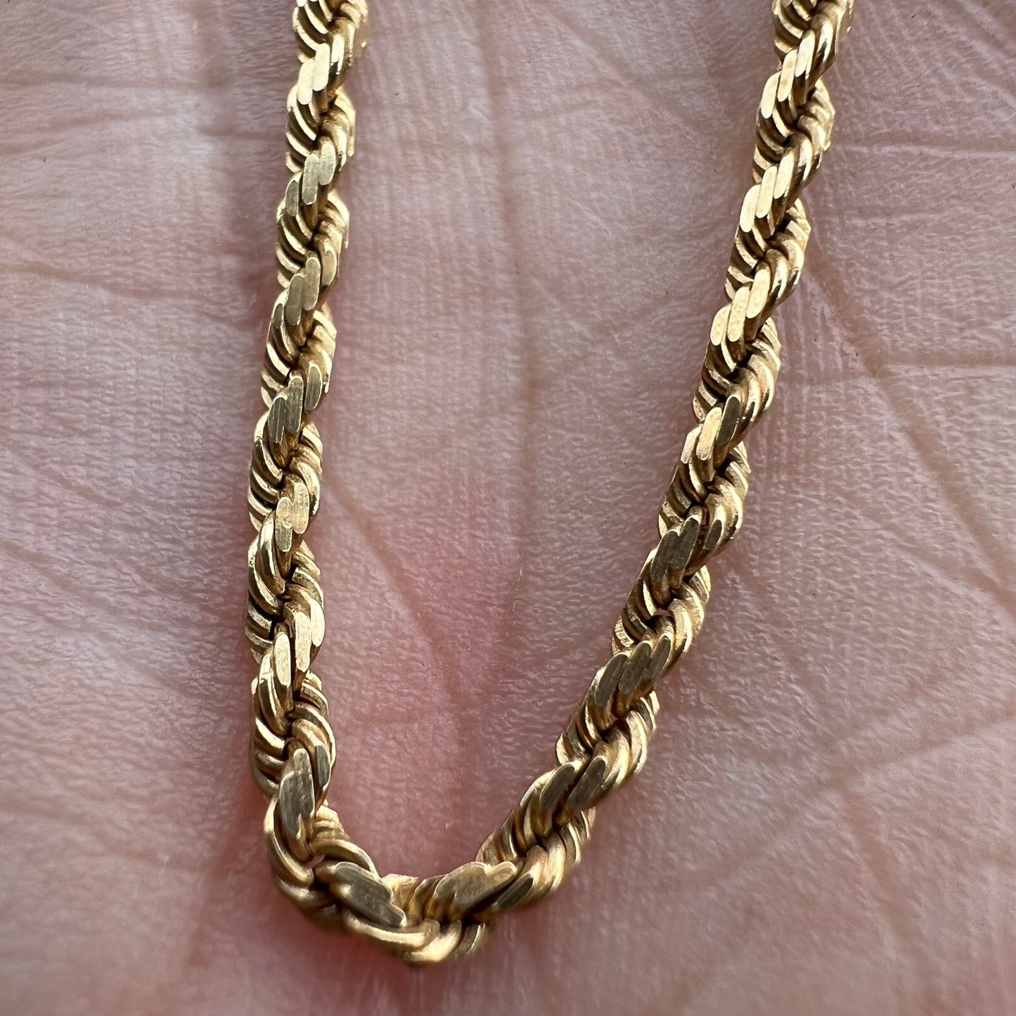 Vintage Solid 14k Diamondcut Rope Chain