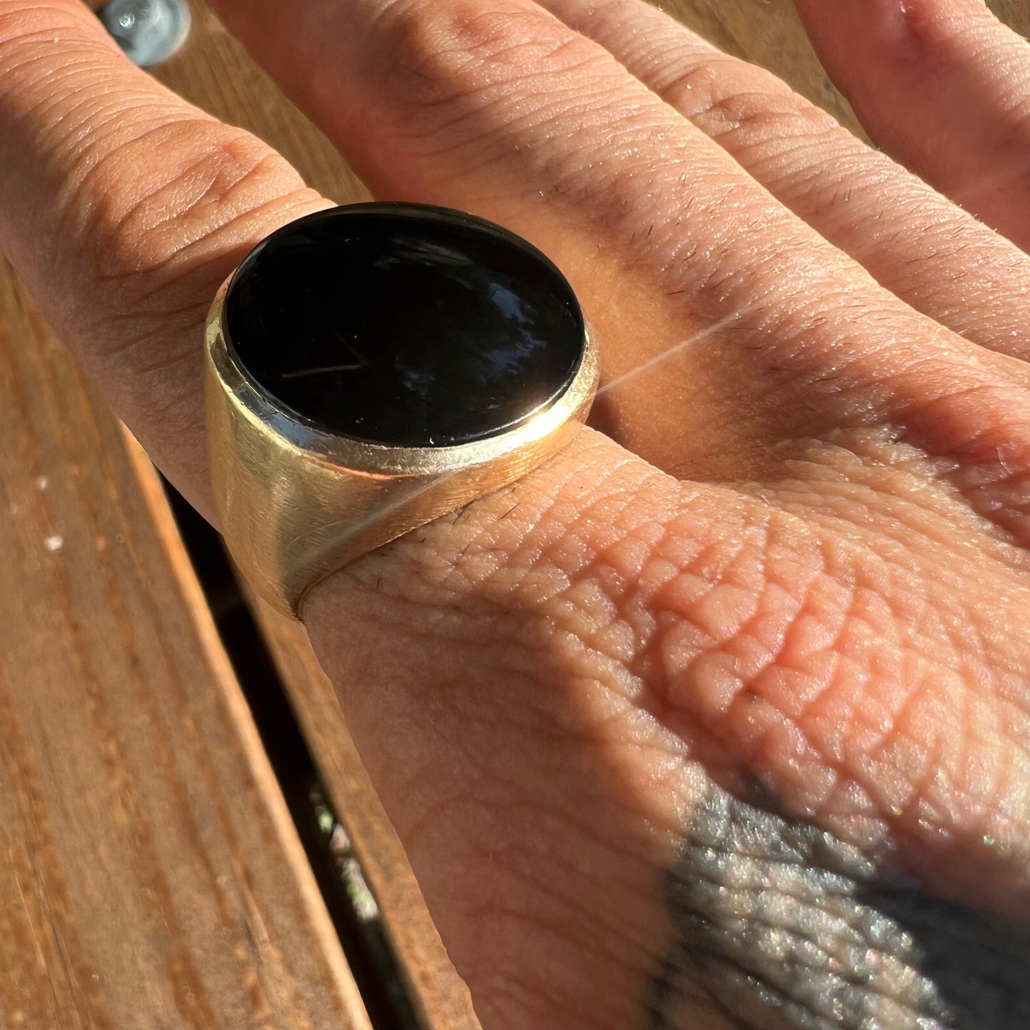 1970’s 14k Yellow Gold Large Back Onyx Oval Signet Ring (Size:10)