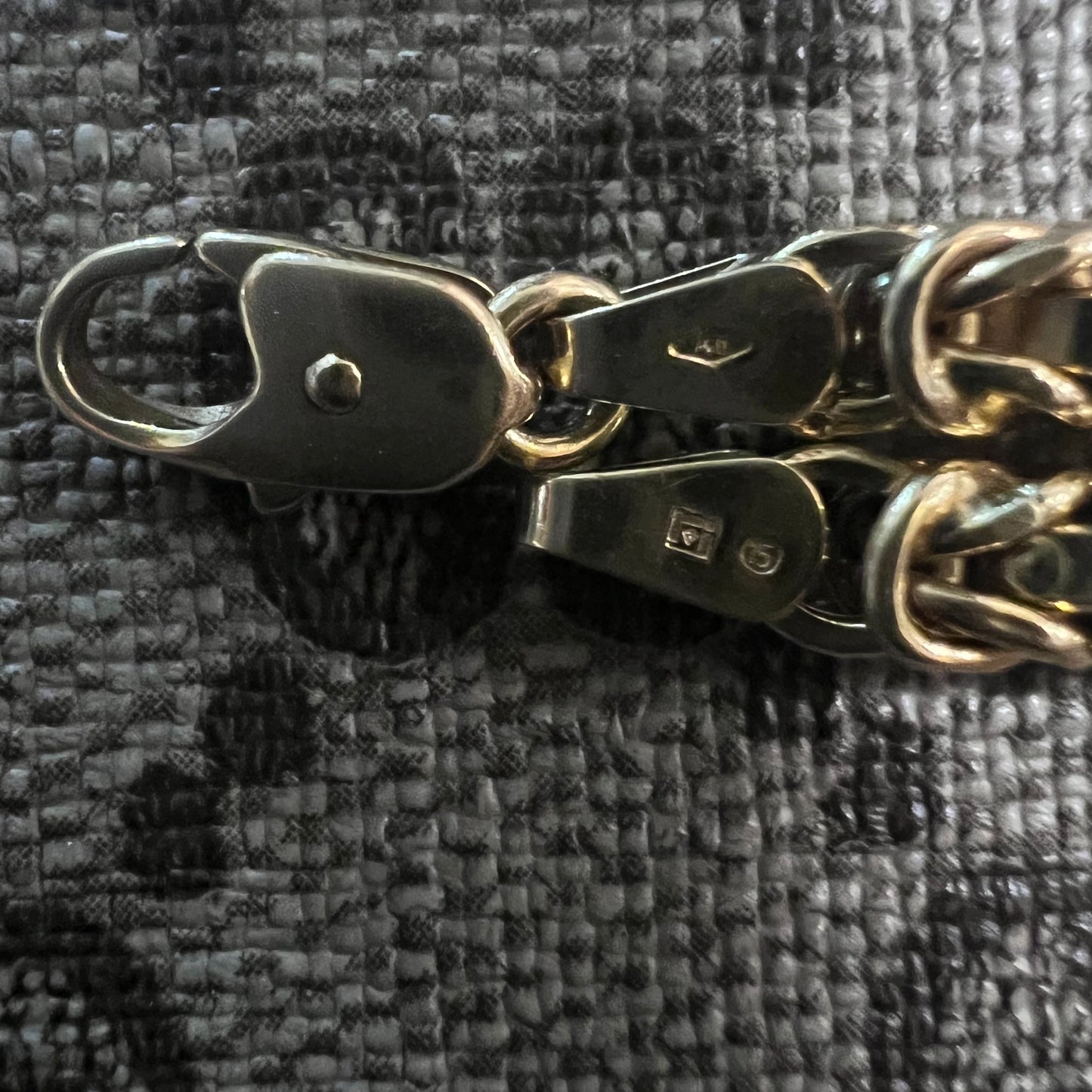 Vintage Solid 18k Byzantine Bracelet