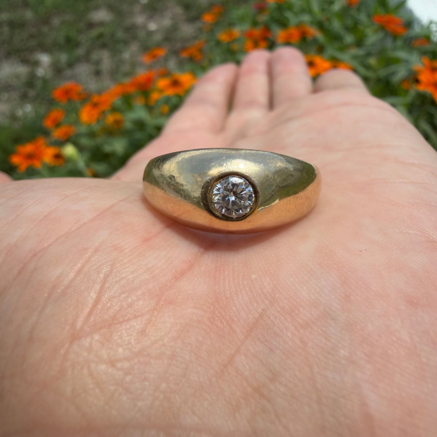 Mid-Century Solid 14k Yellow Gold .45ct Natural VS Diamond Rub Over Gypsy Ring (10)