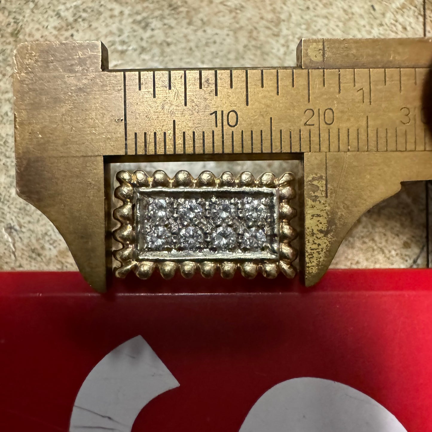 1960’s/70’s Solid 14k Yellow Gold .32CTW Natural VS Diamond Cluster Rectangular Tartelette Ring (9)