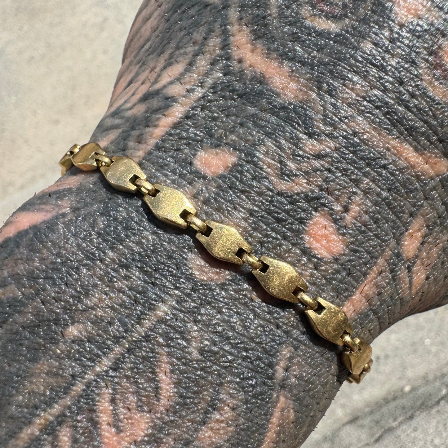 1970’s Cartier Solid 18k Yellow Gold Mariner Anchor “Tortue” Link Bracelet (7.5”)