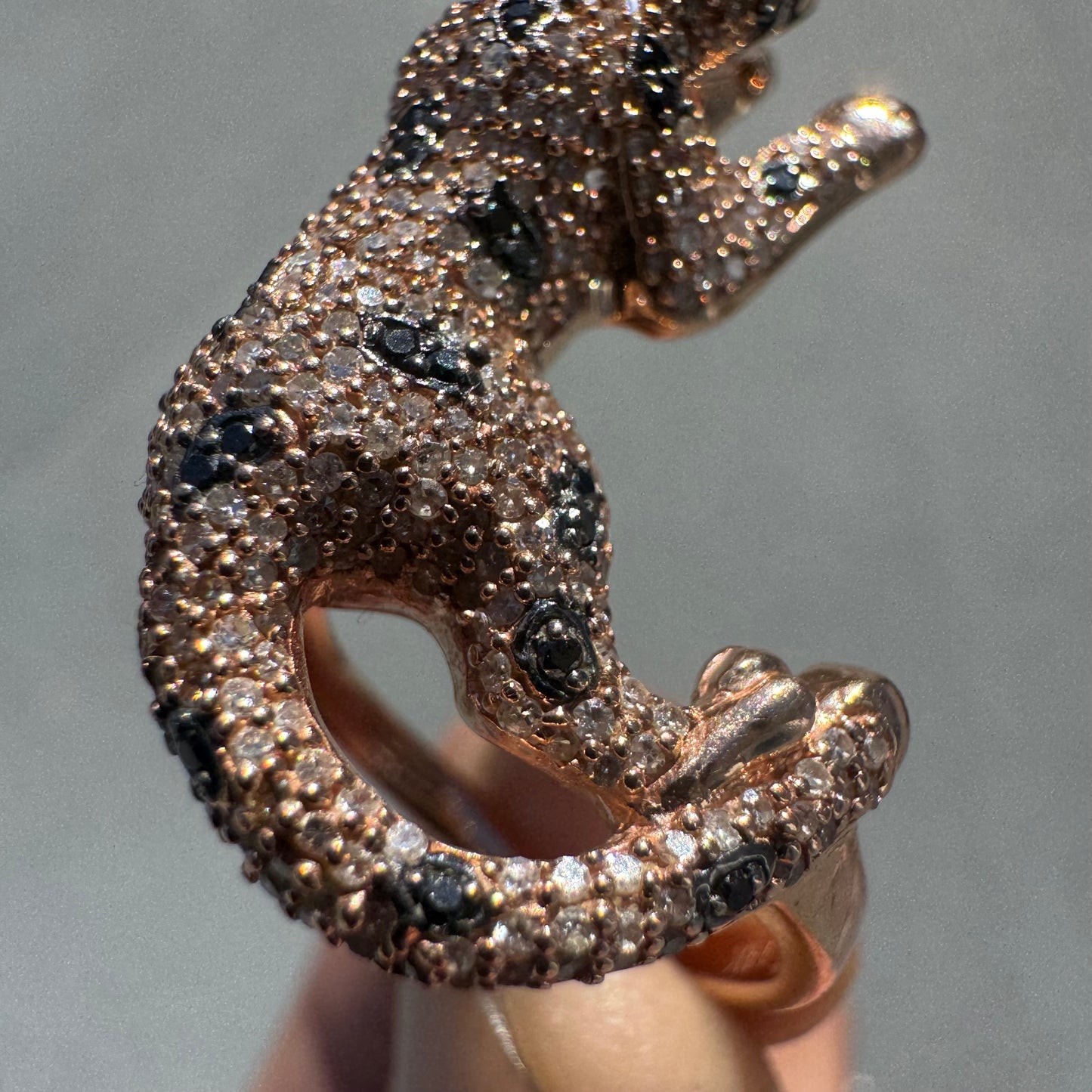 Effy Solid 14k Rose Gold 1.52ctw Natural Diamond And Emerald Stalking Panther Ring (7.25)