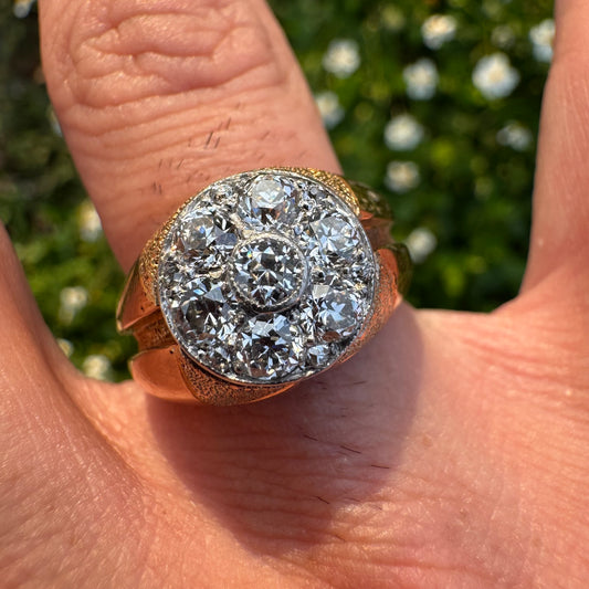 Vintage Solid 18K Yellow Gold 1.75CTW Old Euro Cut Diamond Kentucky Cluster Gents Ring (8.5)