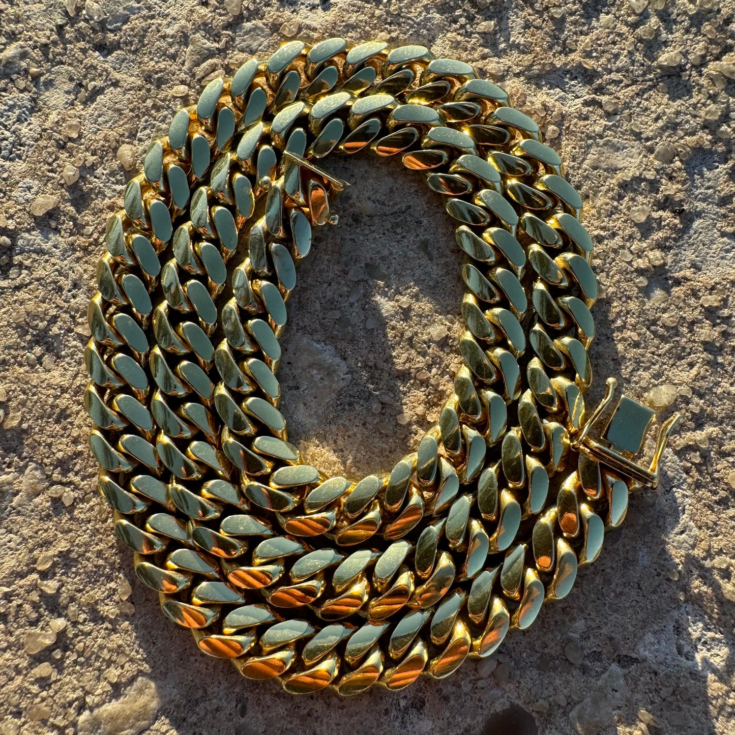 Near Mint Condition Solid 14k Buttery Yellow Gold Super Heavyweight Miami Cuban Link Necklace (20”)