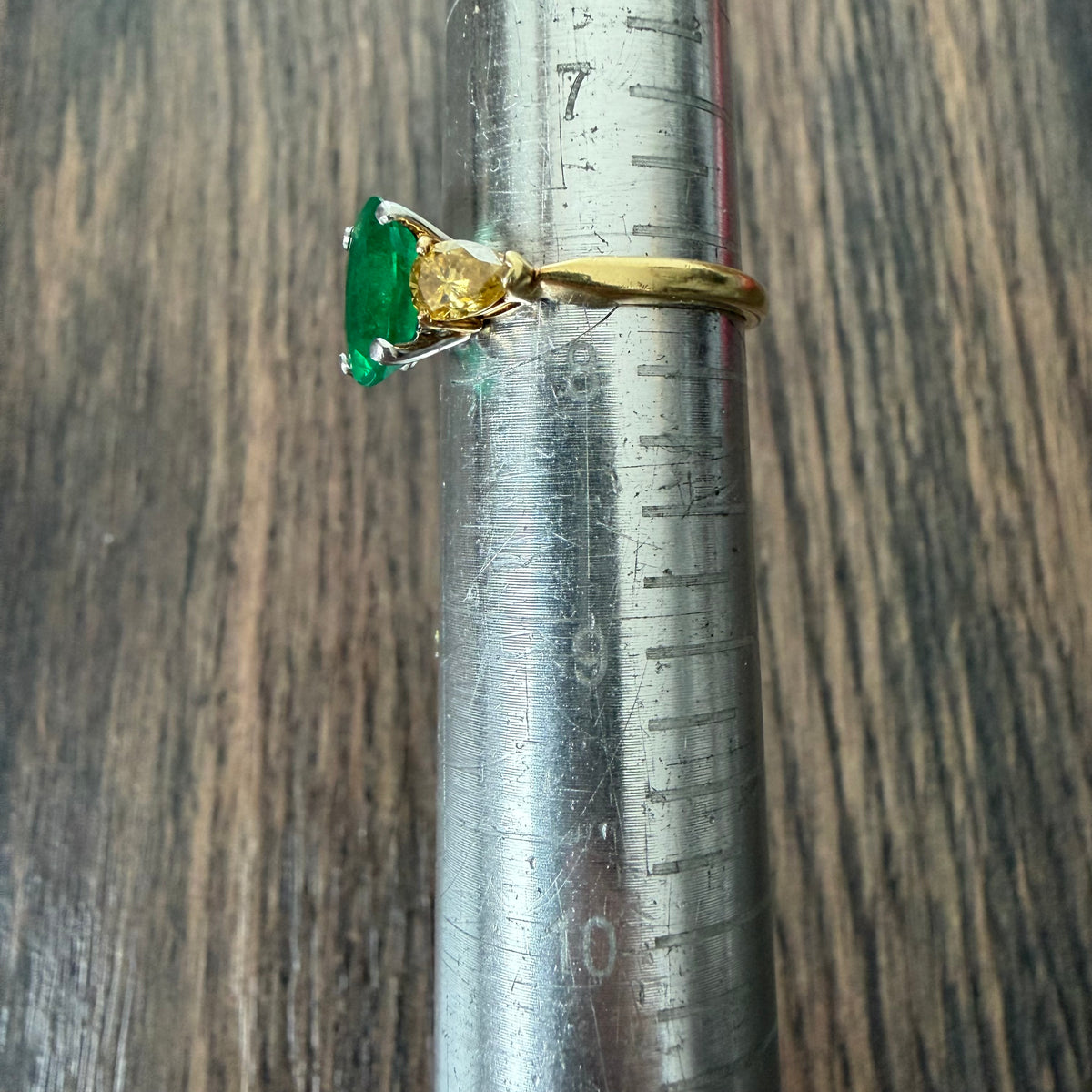 Vintage Solid 18k Yellow Gold and Platinum 2.0ctw Natural Emerald and Fancy Yellow Diamond Trilogy Ring (7.5)