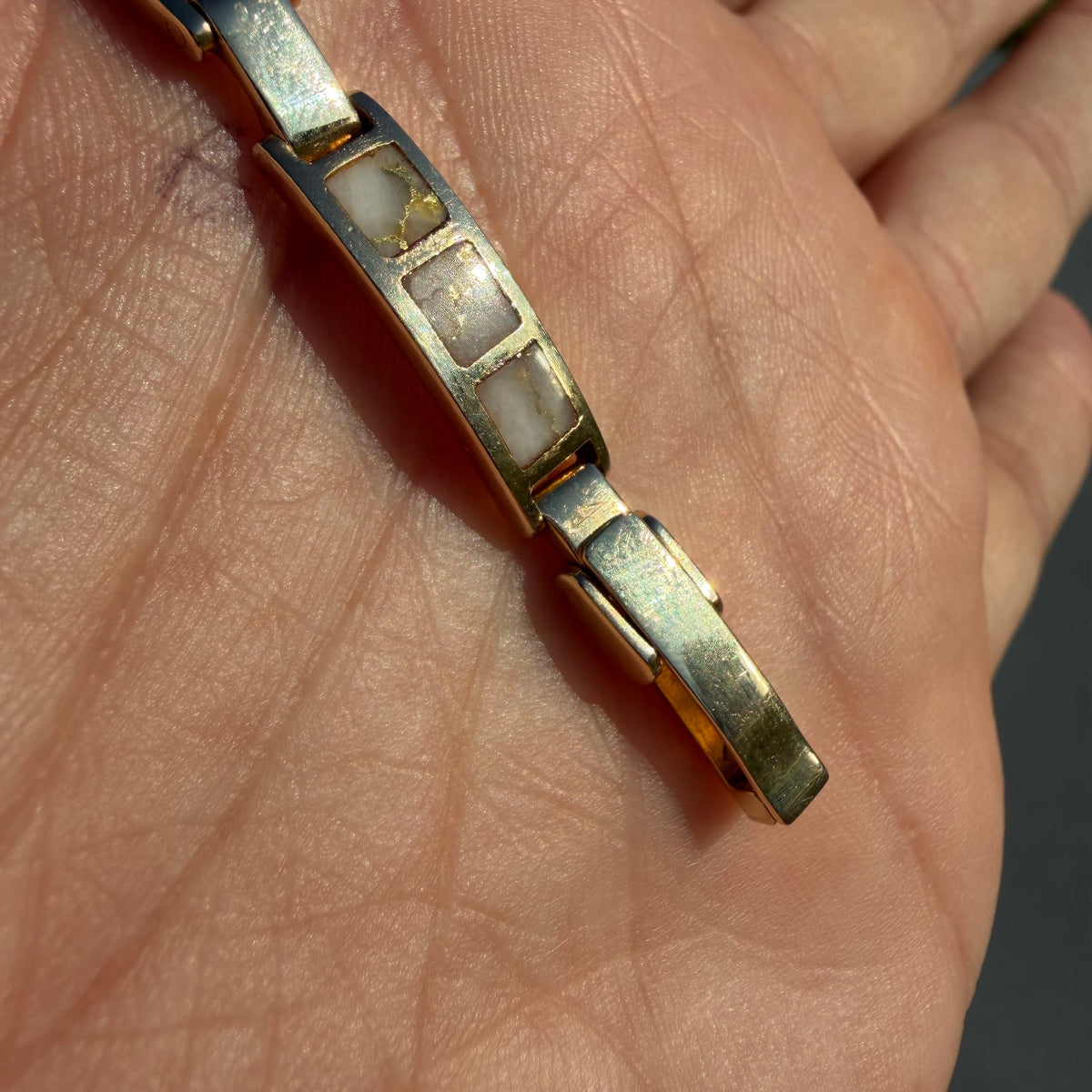 Vintage Solid 14k Yellow Gold Inlaid Gold-bearing Quartz Bracelet (7.75”-8”)