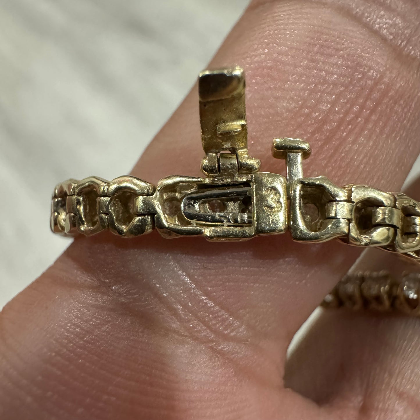 Vintage 14k Yellow Gold Classic 3.0ctw Natural Diamond Tennis Bracelet (7”)