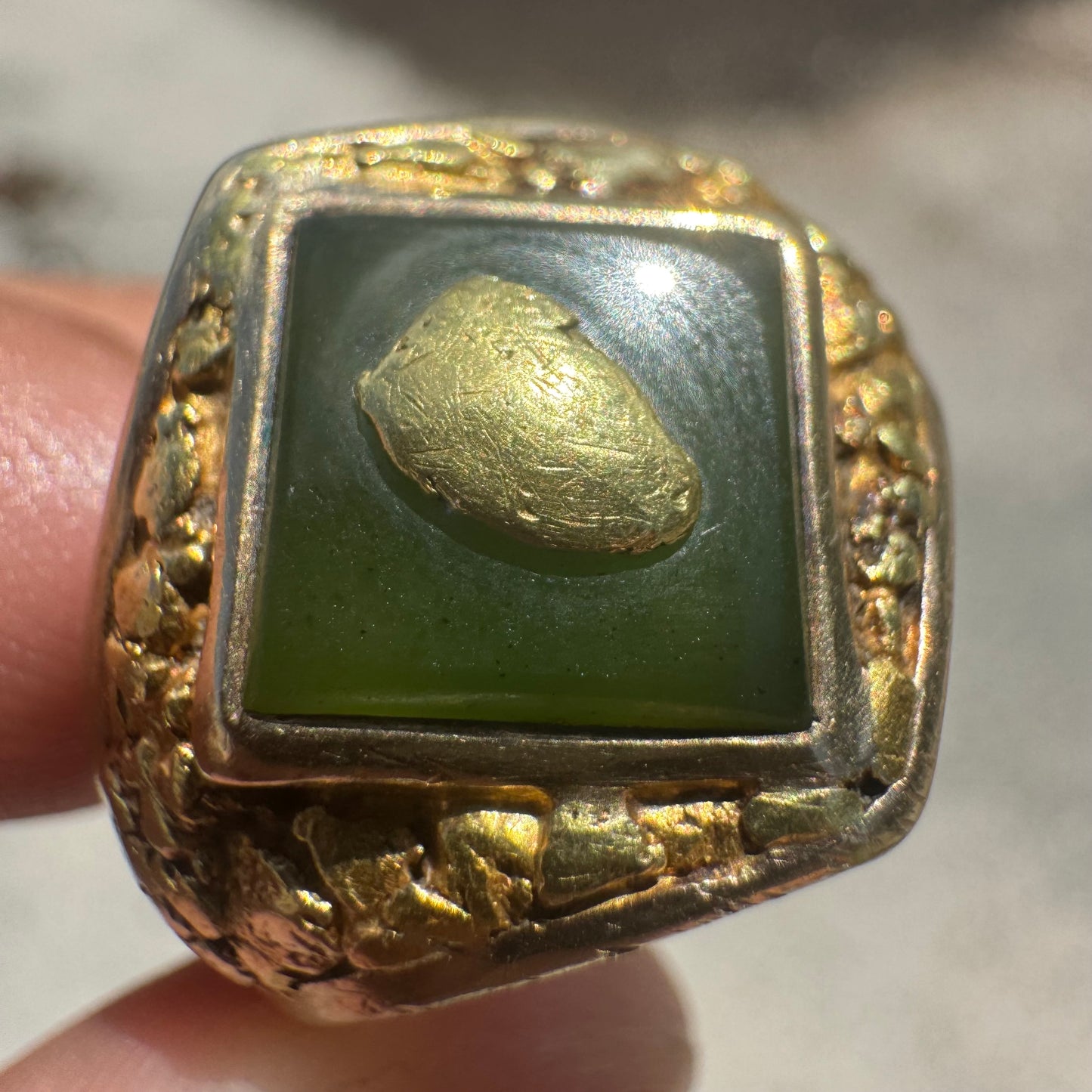 1930’s Art Deco Solid 10k Yellow Gold Nephrite Jade Natural Raw Gold Nugget Inlaid Signet Ring (11)