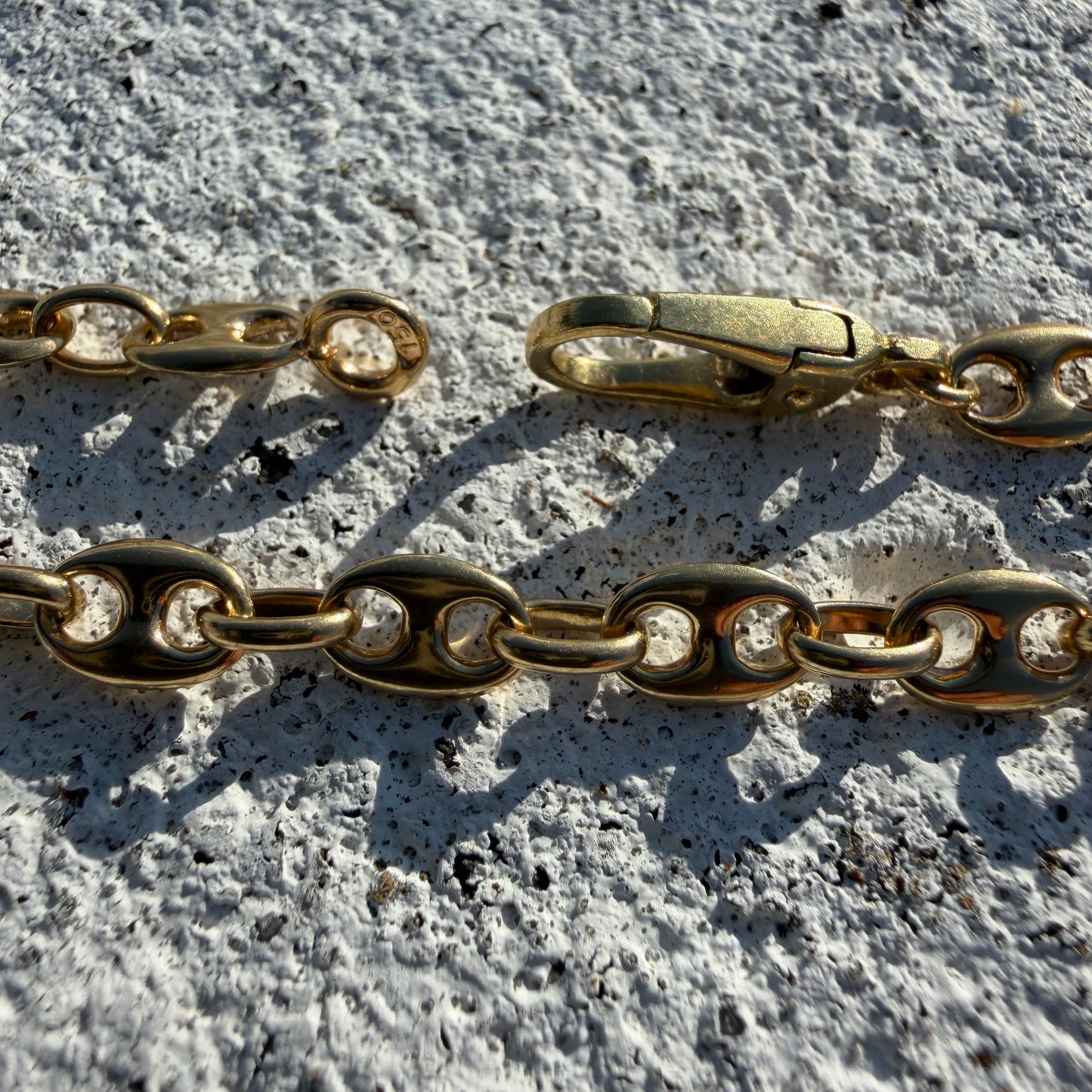 Vintage Solid 18k Italian Yellow Gold Puffed Mariner Link Necklace (21”)
