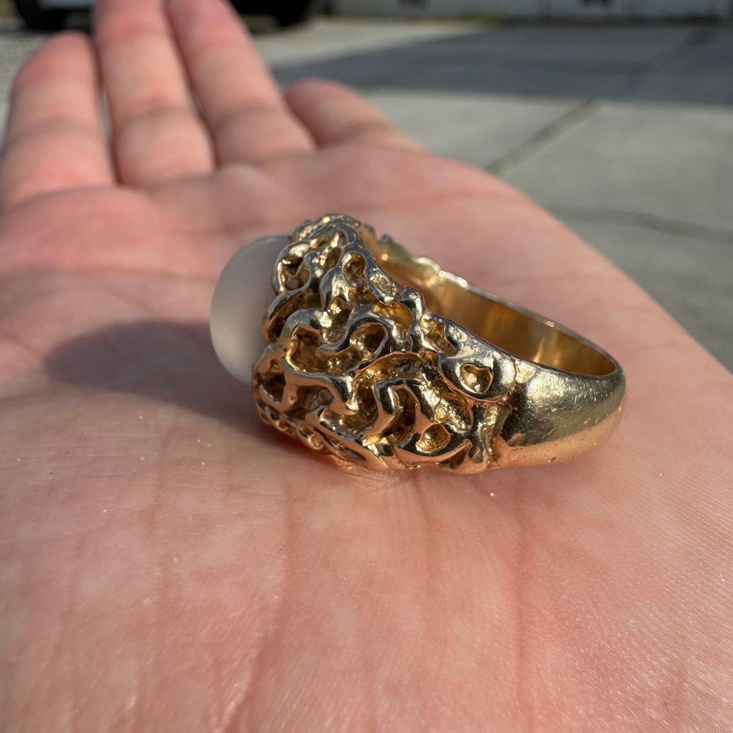 1970’s Solid 14k Yellow Gold Heavyweight Brutalist Moonstone Ring (9)