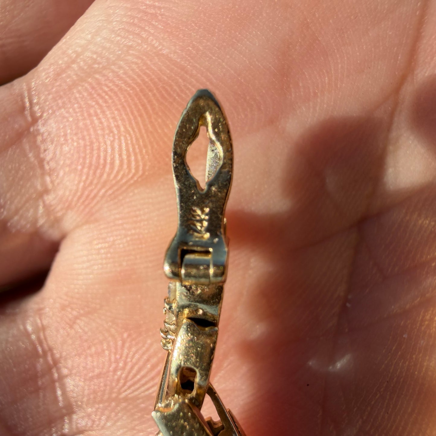 Vintage Solid 14k Yellow Gold 4.0ctw Natural Diamond Encrusted Chevron Link Bracelet (7.25”)