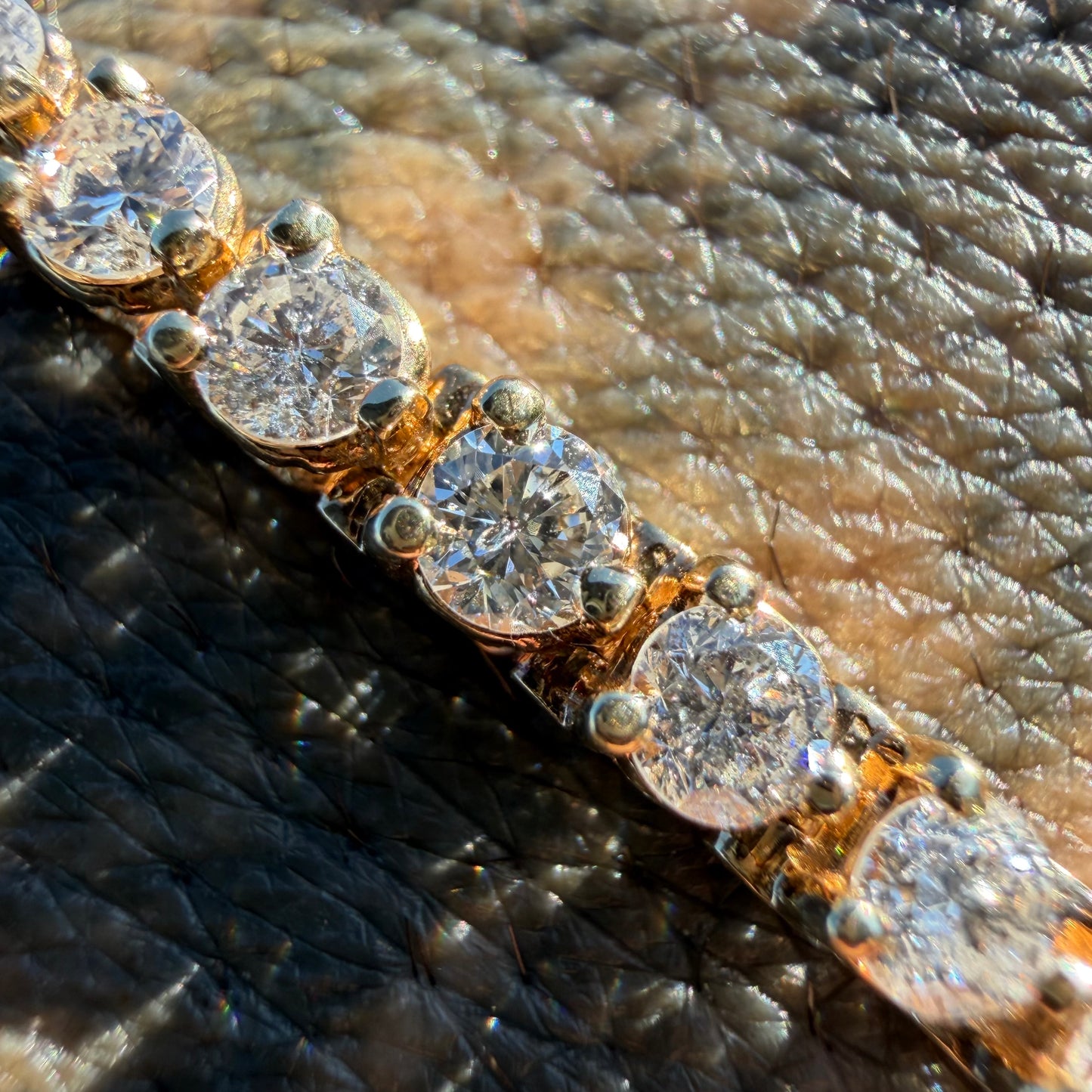 Vintage Solid 14k Yellow Gold 6.0ctw Natural Diamond Martini Set Tennis Bracelet (7”)