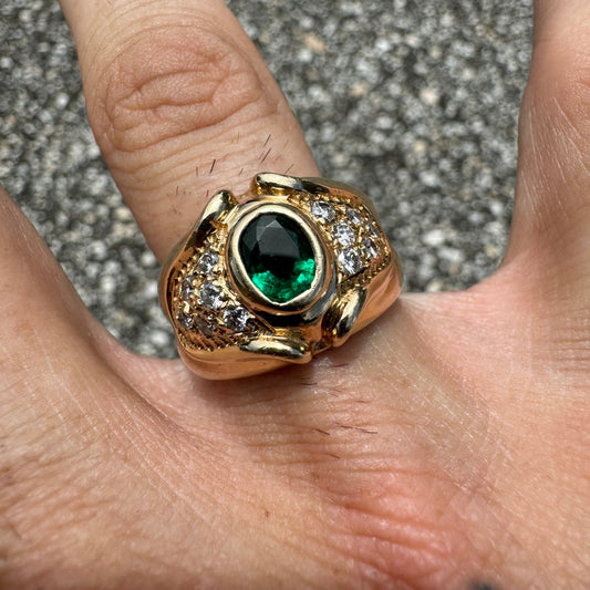 Vintage 14k Yellow Gold .80Ct Natural Columbian Emerald .50Ctw Natural VS Diamond Ring (8)