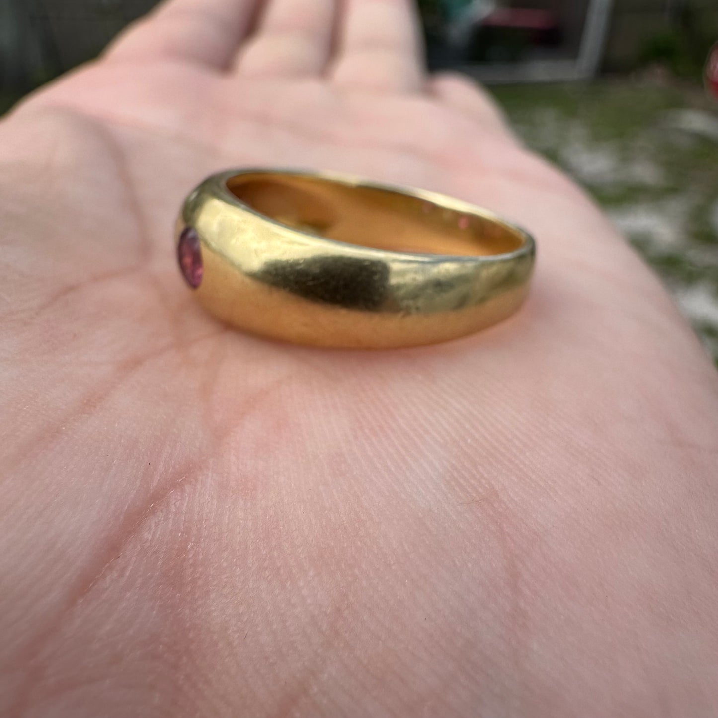 Pre-1950 Solid 18k Italian Yellow Gold .75ctw Natural Diamond And Ruby Trilogy Donut Ring (9)