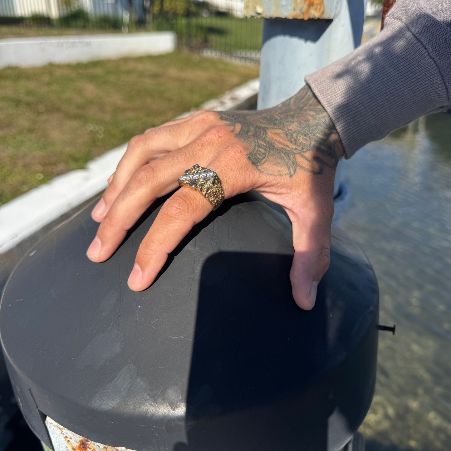 1980’s Solid 14k Yellow Gold 1.25ctw Natural Diamond Nugget Ring (11)