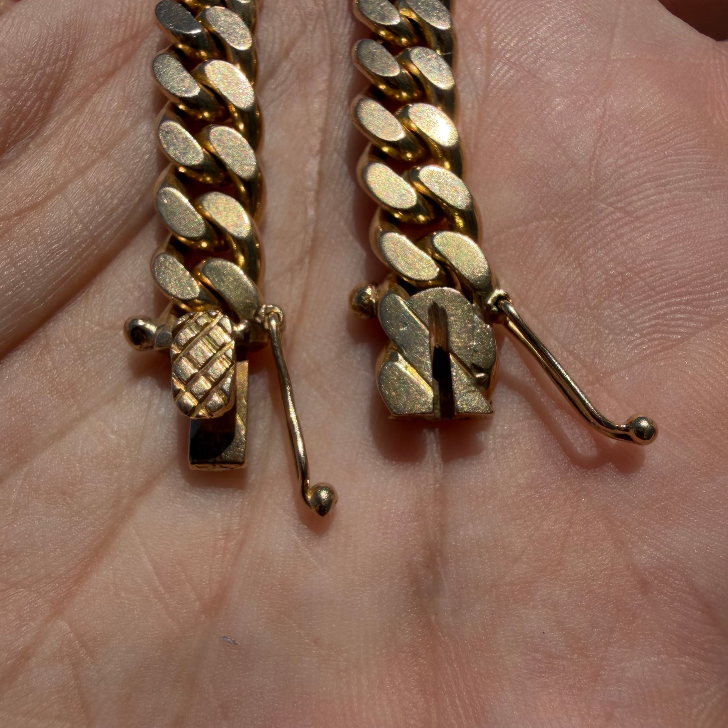 Vintage Solid 18k Yellow Gold Handcrafted Heavyweight Cuban Curb Link Necklace (15.5”)