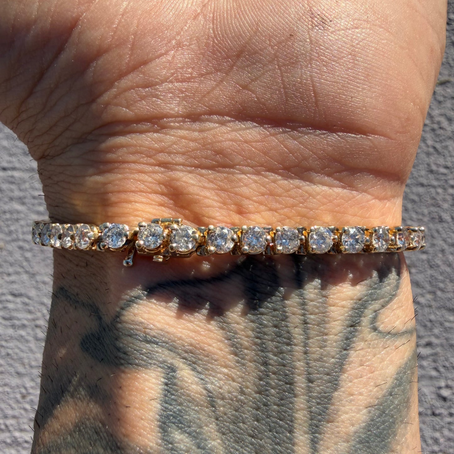 Vintage Solid 14k Yellow Gold 6.0ctw Natural Diamond Martini Set Tennis Bracelet (7”)