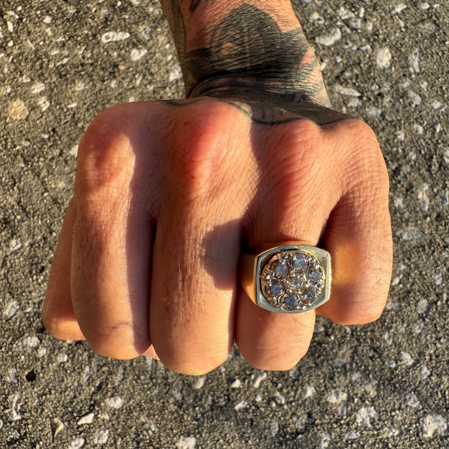 1970’s 14k Yellow Gold 1.75ctw Natural Diamond Kentucky Cluster Signet Ring (7)