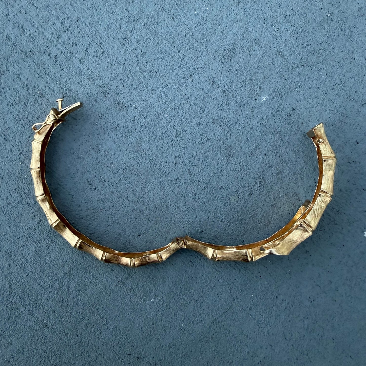 Vintage Designer Made Solid 14k Yellow Gold Bypass Bamboo Hinged Bangle Bracelet (5.75”-6.75”)