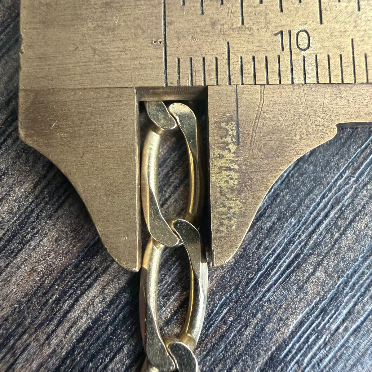 Vintage Solid 14k Yellow Gold Knife Edged Elongated Curb Link Necklace (21”)
