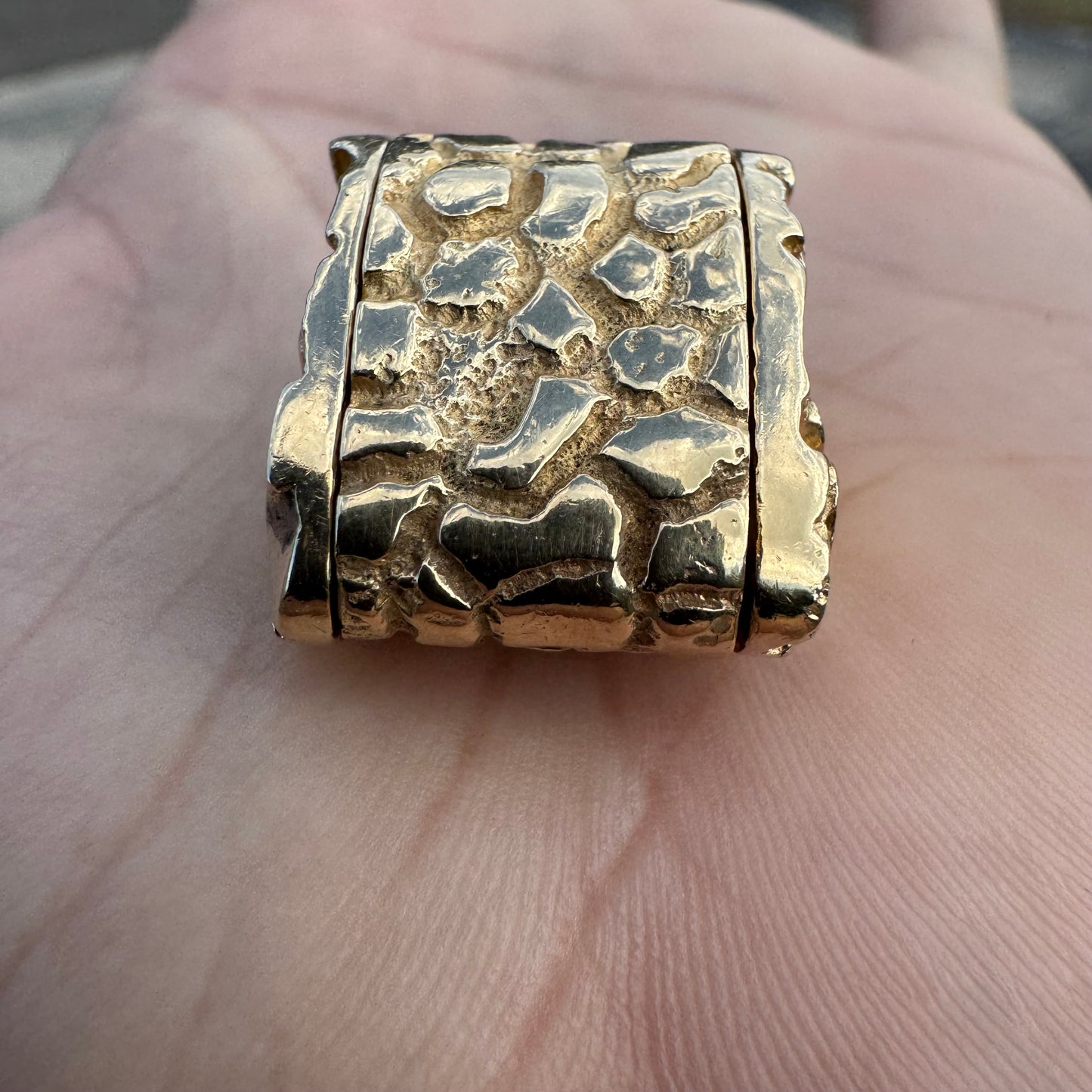 Vintage Solid 14k Yellow Gold Nugget Jewelers Loupe