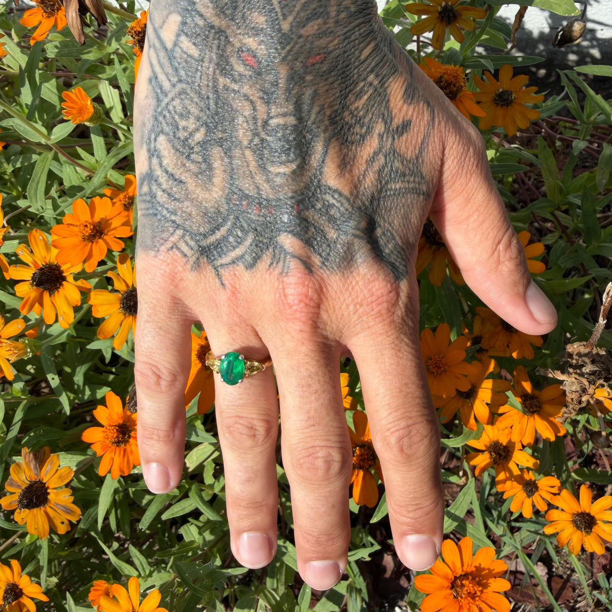 Vintage Solid 18k Yellow Gold and Platinum 2.0ctw Natural Emerald and Fancy Yellow Diamond Trilogy Ring (7.5)