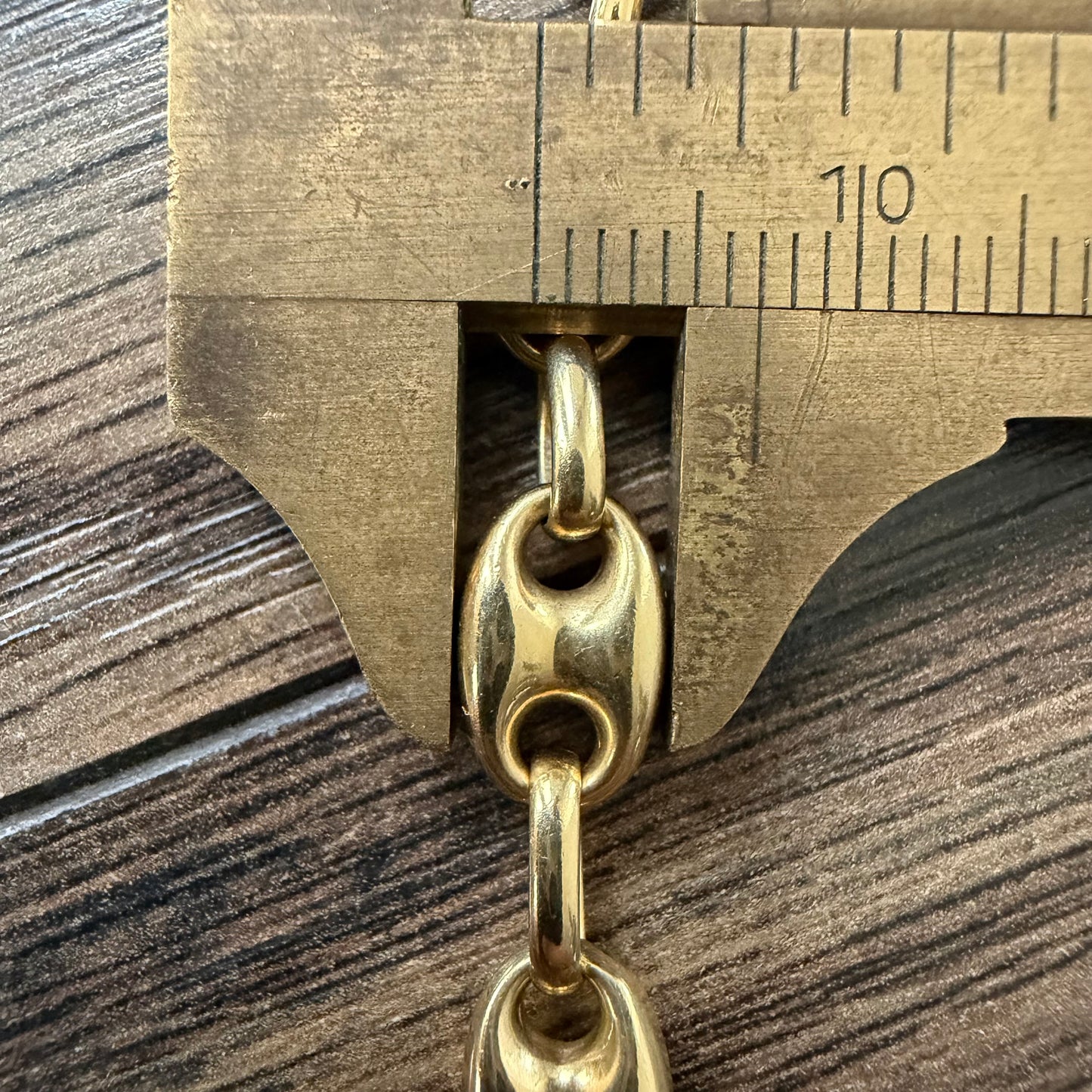 Antique Heavyweight 18k Yellow Gold Classic Puffed Gucci Link Necklace (18.5”)