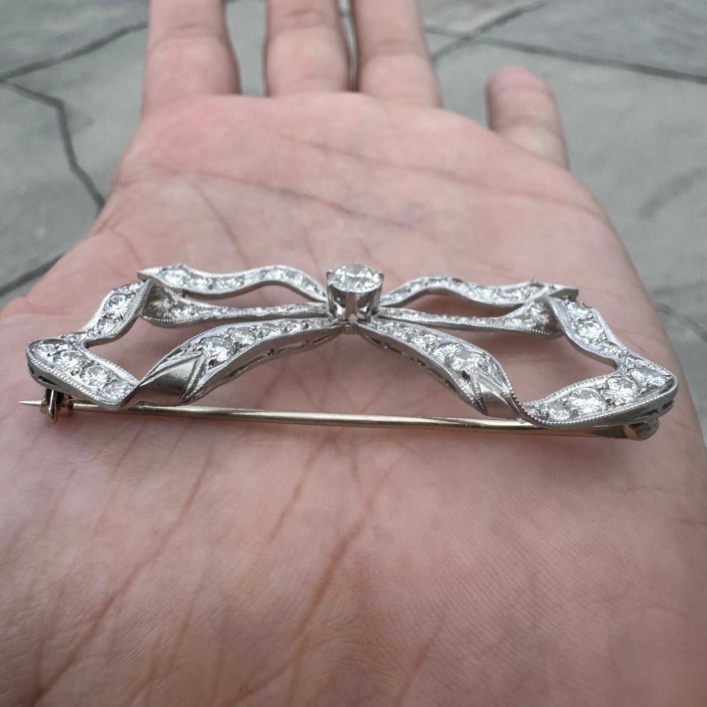 Art Nouveau Solid Platinum 5.25ctw Natural Old Euro Cut Diamond Bow Brooch