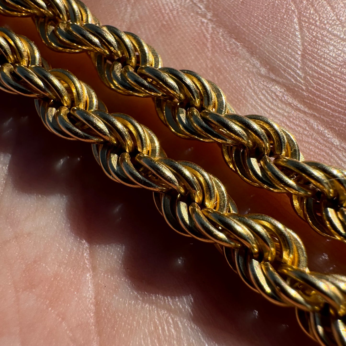 Vintage Italian 18k Yellow Gold Classic Braided Rope Chain Necklace (20”)