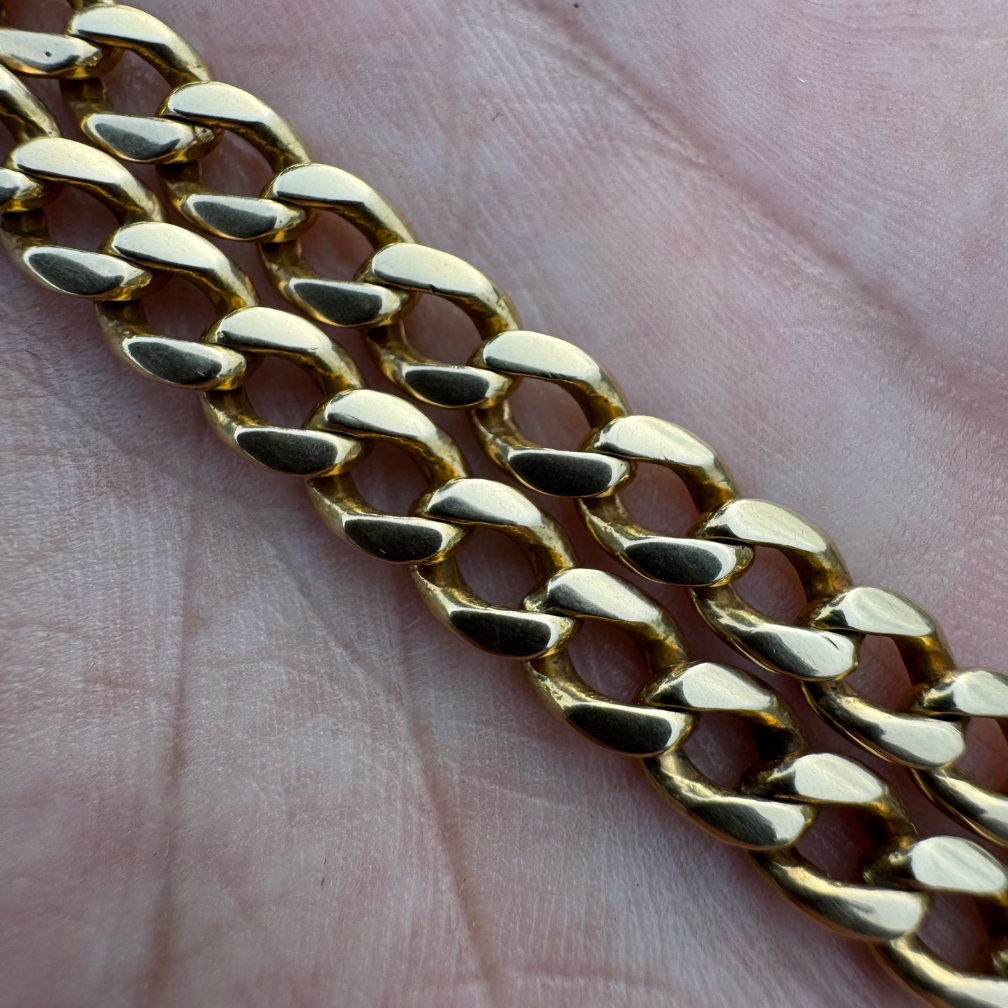 Mid-Century Solid 18k Yellow Gold Heavyweight Handcrafted Cuban Curb Link Necklace (21.25”)