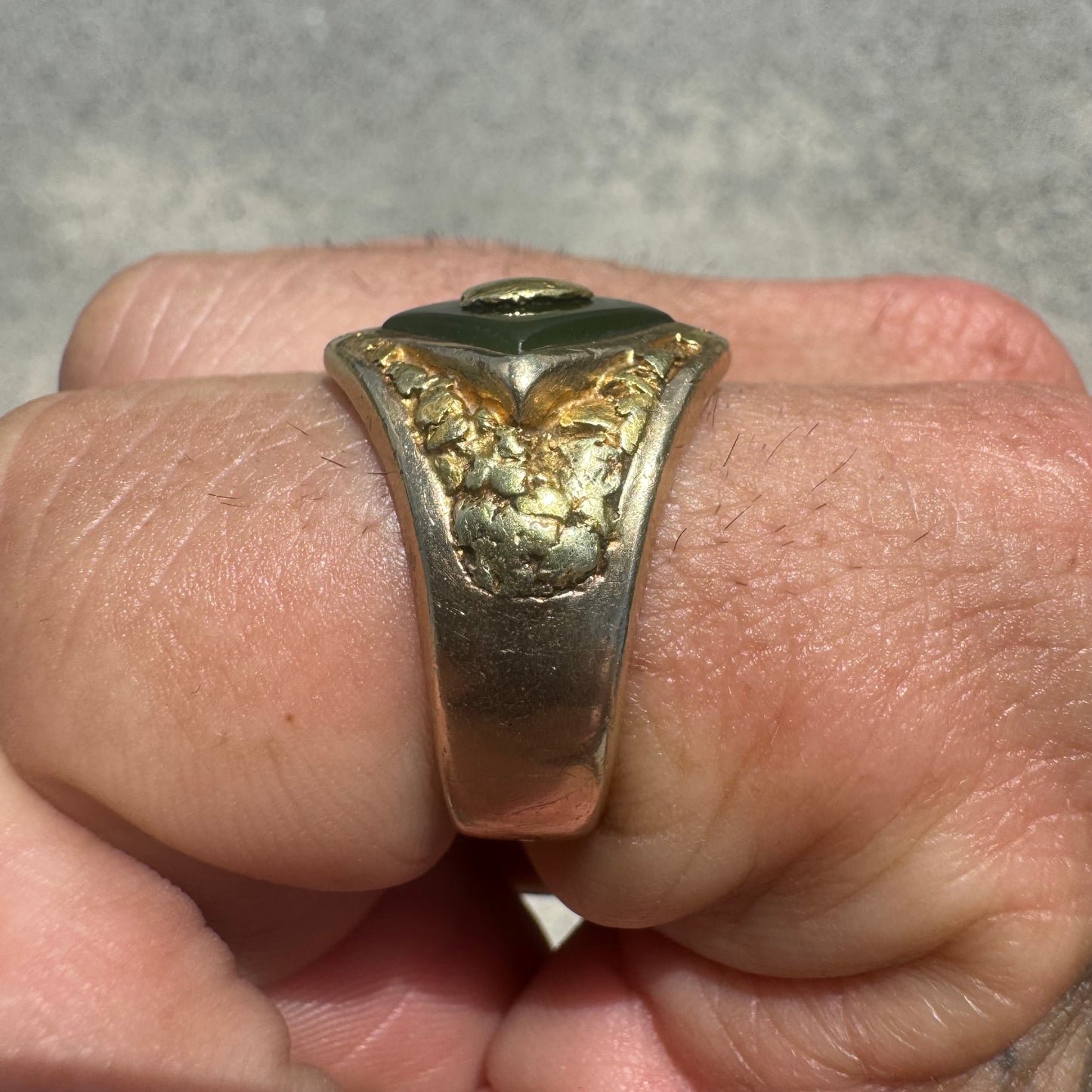 1930’s Art Deco Solid 10k Yellow Gold Nephrite Jade Natural Raw Gold Nugget Inlaid Signet Ring (11)