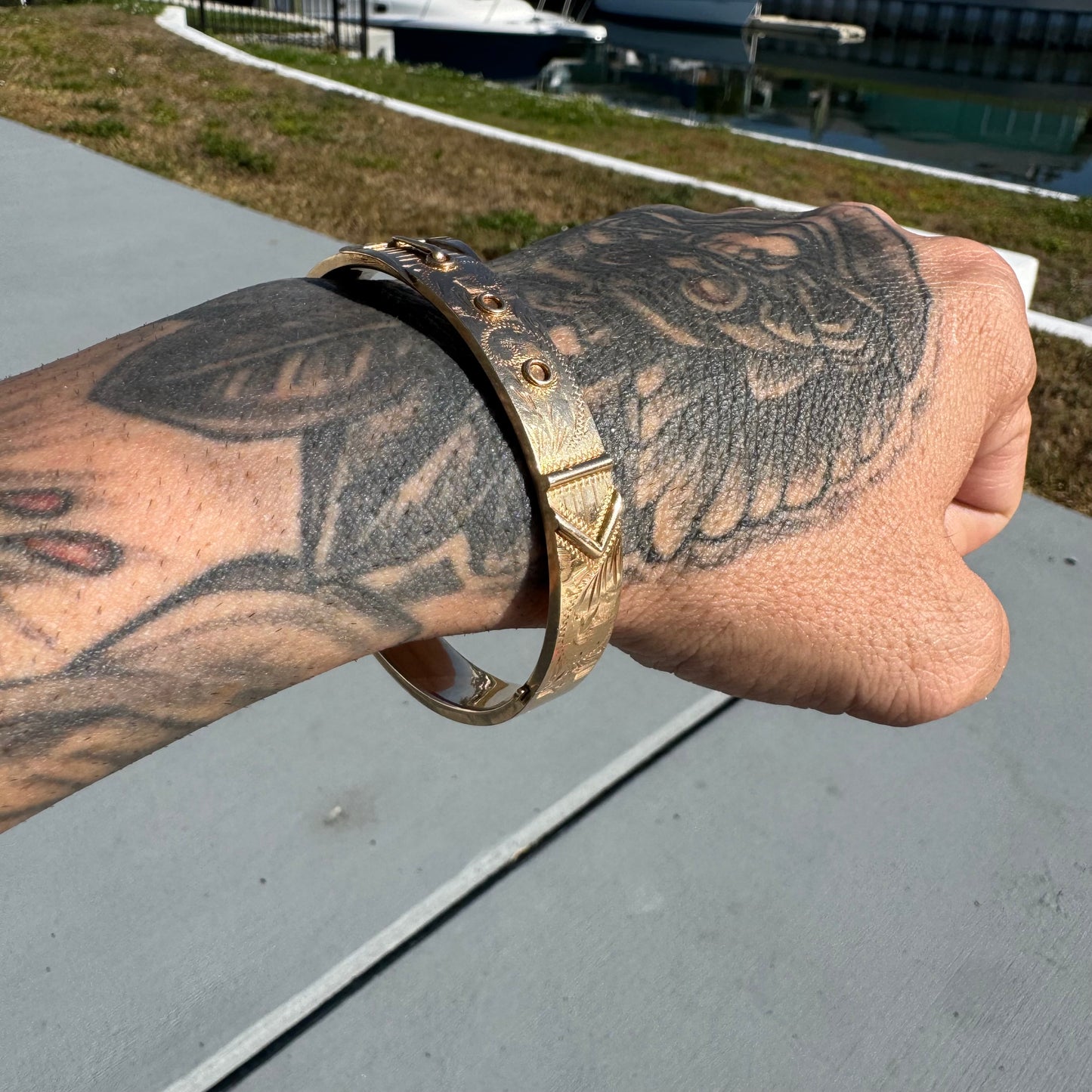 1921 Kaden Bros. 14k Yellow Gold Belt Buckle Bangle Bracelet (7.5”)