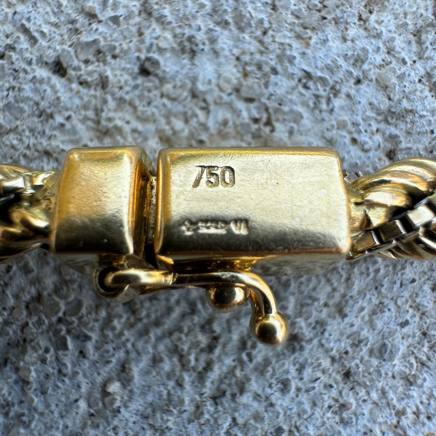 Vintage 18k Two-Tone Italian Designer Interwoven Box Link Rope Bracelet (7.5”)