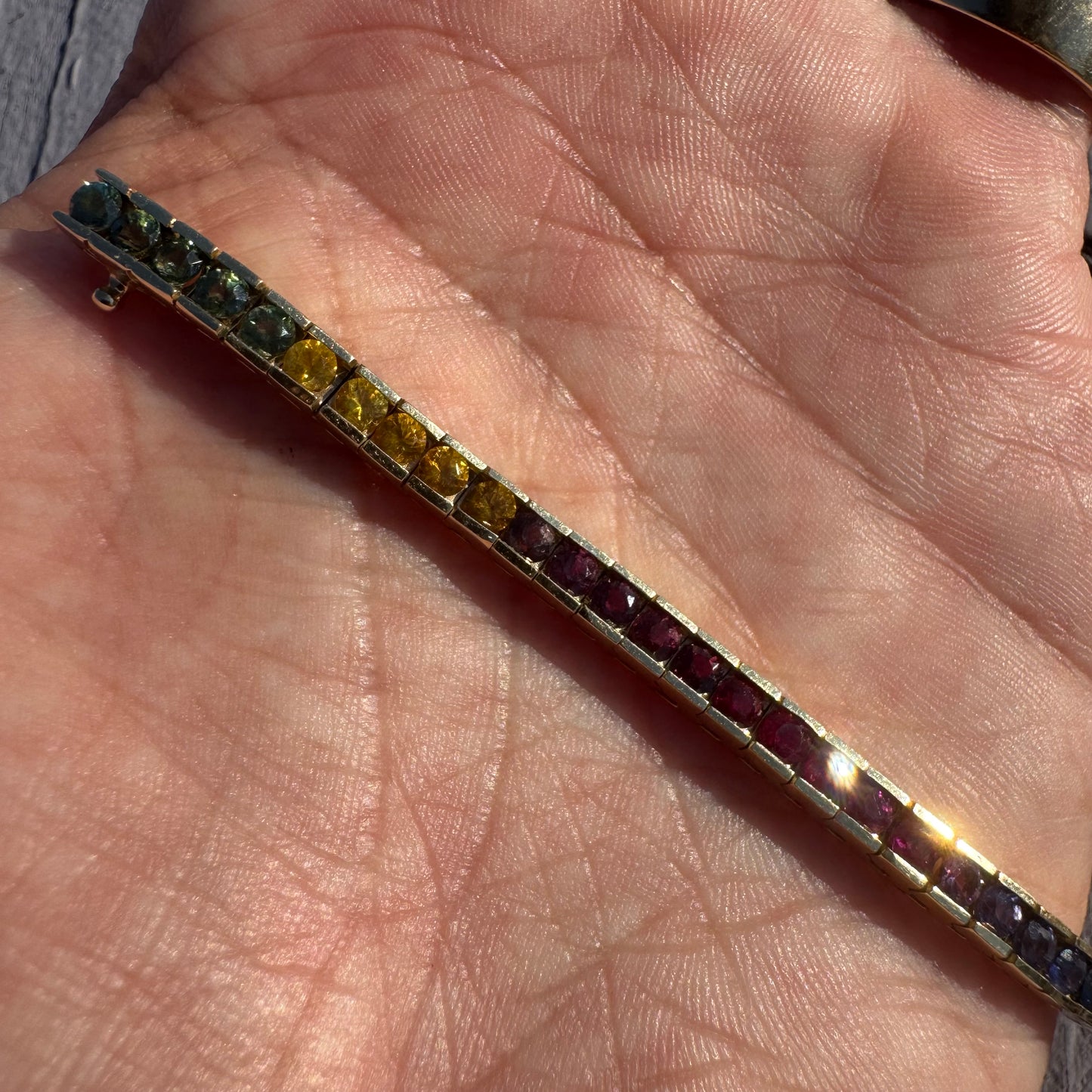 Vintage Solid 14k Yellow Gold 6.0ctw Natural Sapphire Rainbow Tennis Bracelet (7”)
