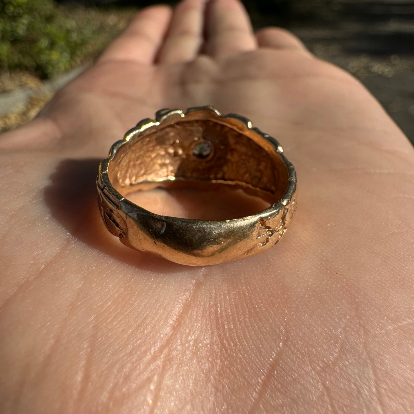 1970’s Solid 14k Yellow Gold .25ct Natural Diamond Brutalist Nugget Gypsy Ring (8)