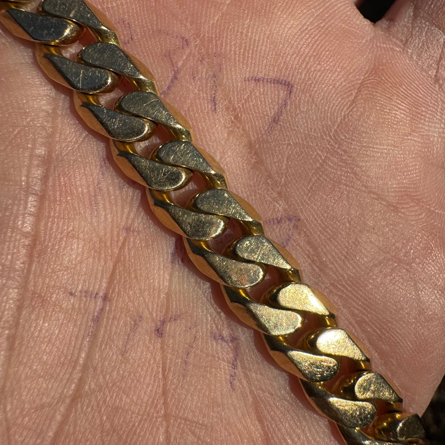Vintage Solid 18K Italian Yellow Gold Heavyweight Cuban Link Bracelet By Fratelli Chini (8.75”)
