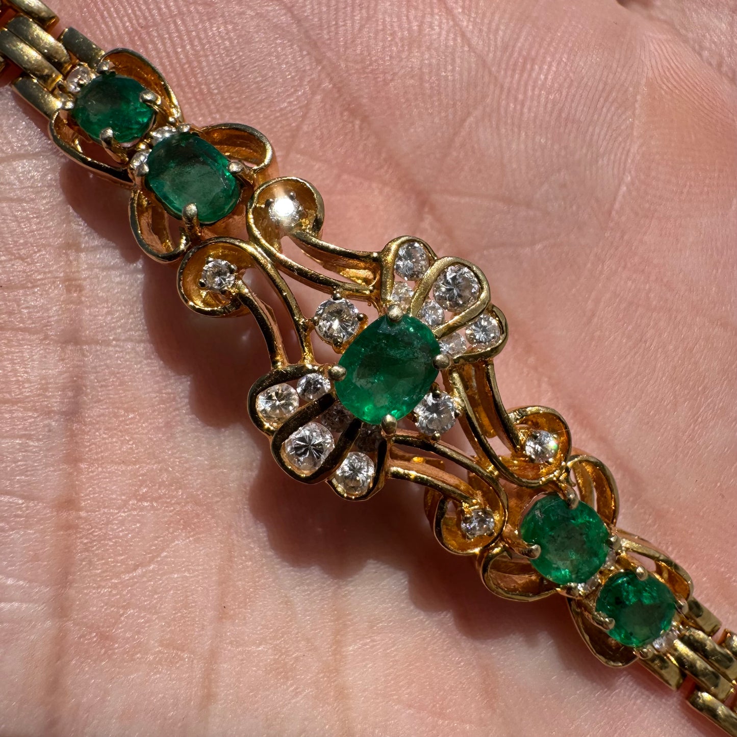 Vintage 18k Yellow Gold 3.25ctw Natural Columbian Emerald And Diamond Panther Link Bracelet (7.25”)