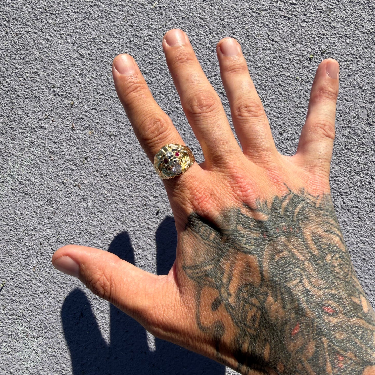 Vintage Solid 14k Yellow Gold Natural Diamond And Sapphire Encrusted Lion Ring (10.5)