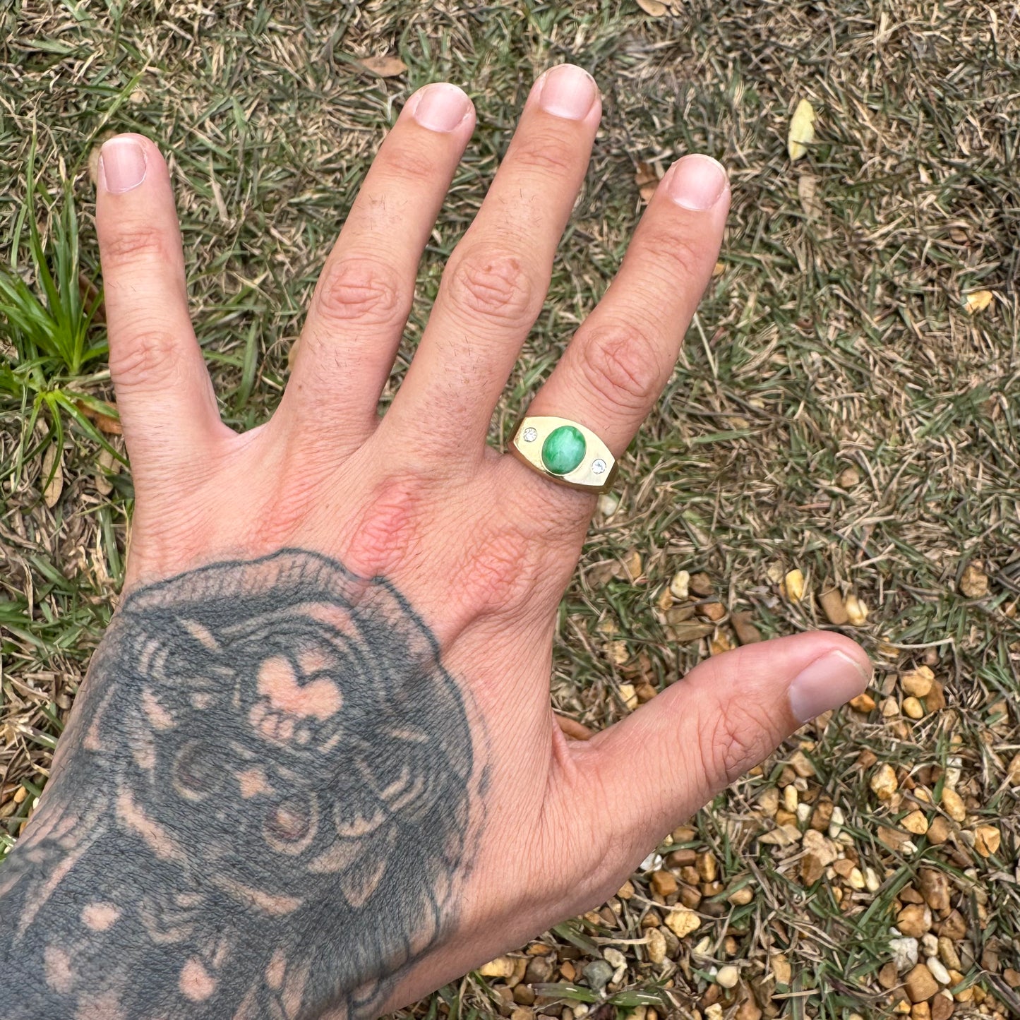Mid-Century Solid 14k Yellow Gold Apple Jade Natural Diamond Trilogy Ring (9.5)