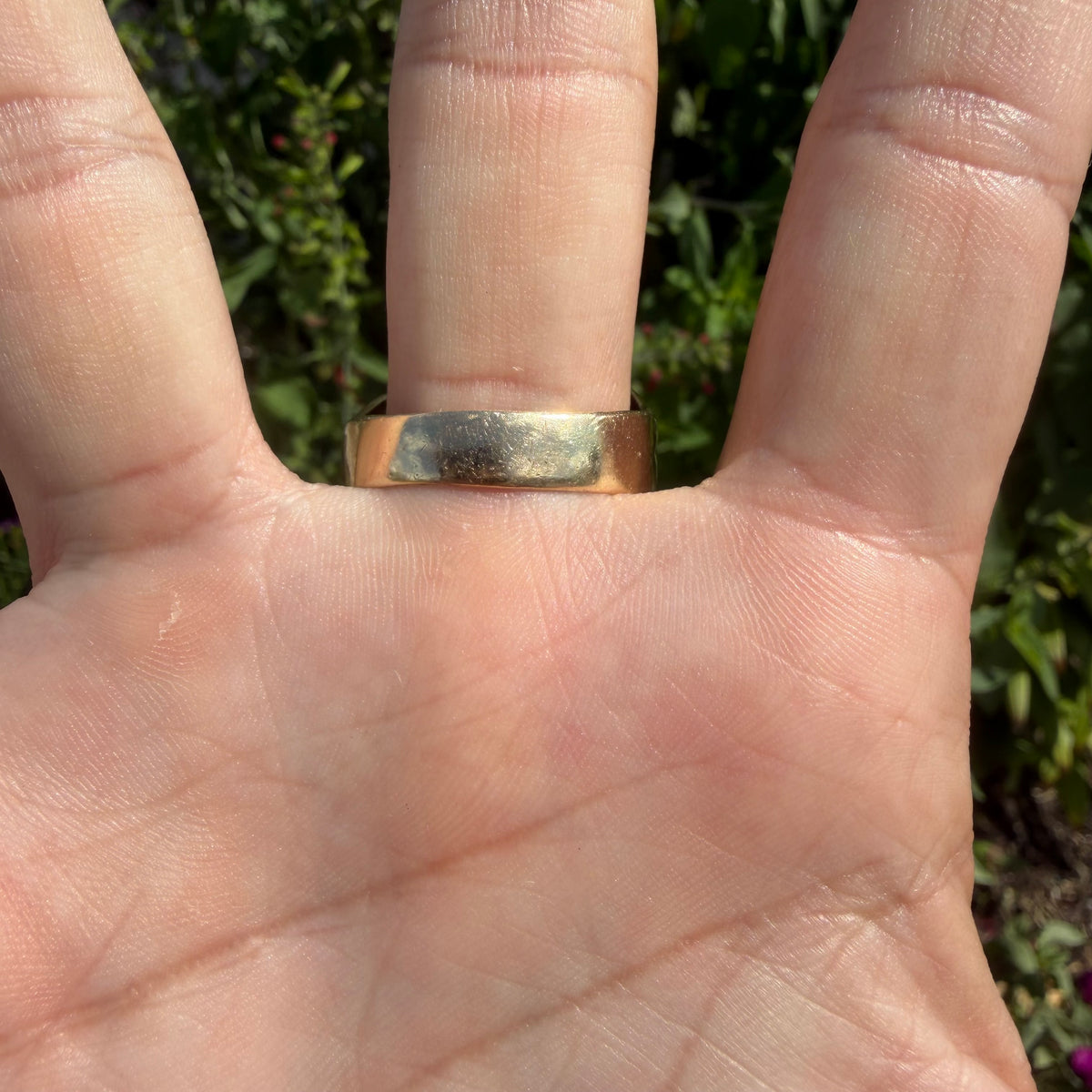 Mid-Century Solid 14k Yellow Gold Natural Diamond Heavyweight Soothsayer Ring (13)