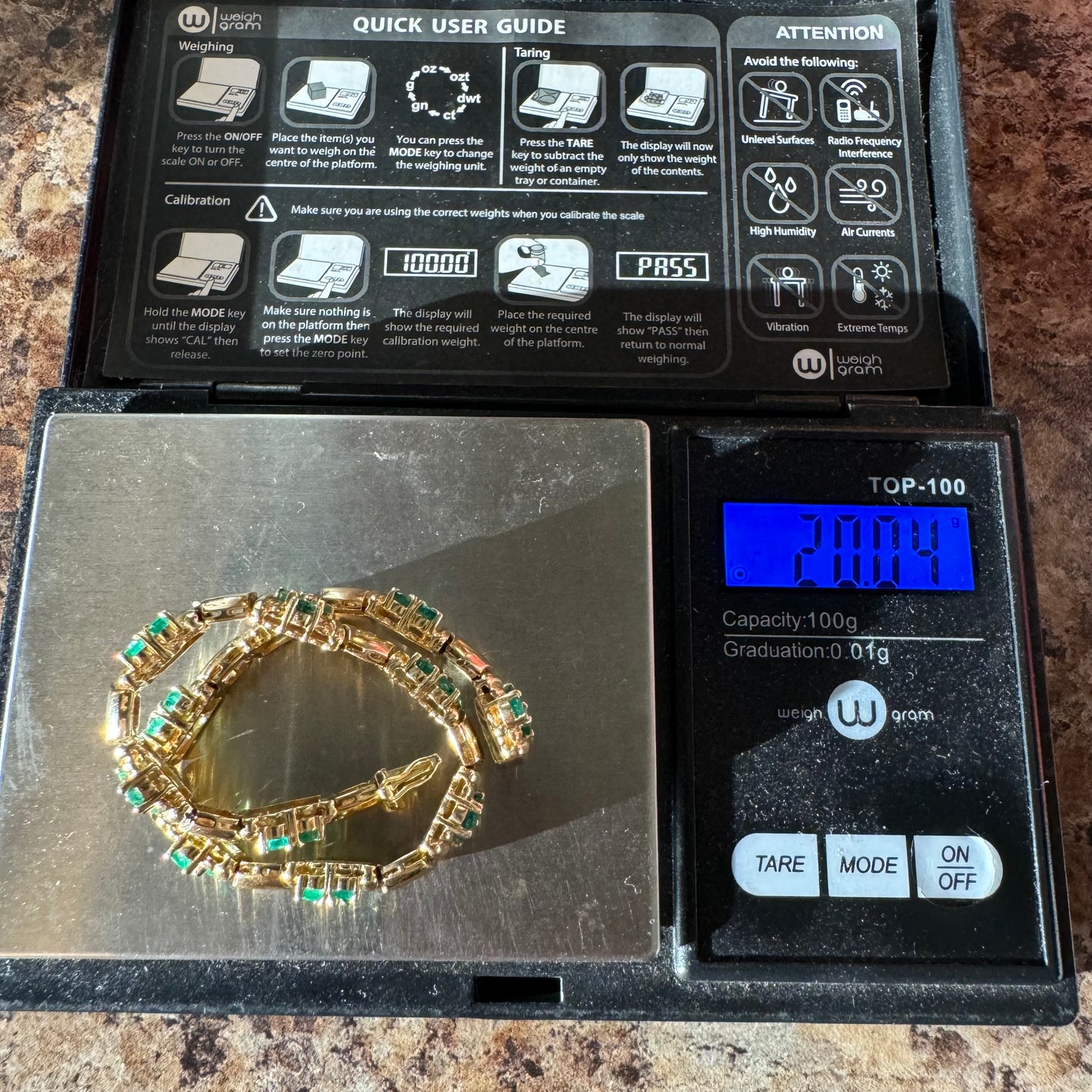 Vintage 14k High Polished Yellow Gold 7.0Ctw Natural Pear Cut Columbian Emerald And Diamond Bracelet
