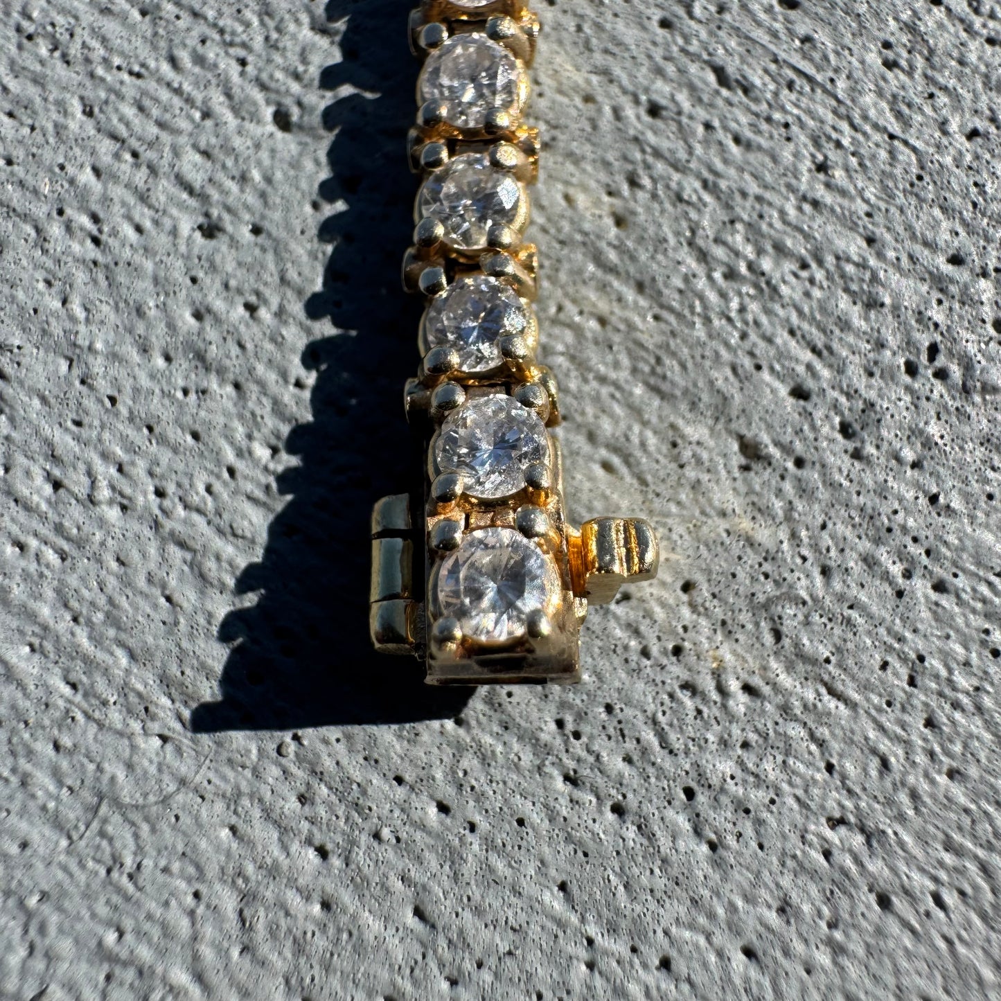 Vintage Solid 14k Yellow Gold 4.0ctw Natural Diamond Tennis Bracelet (6.5”)