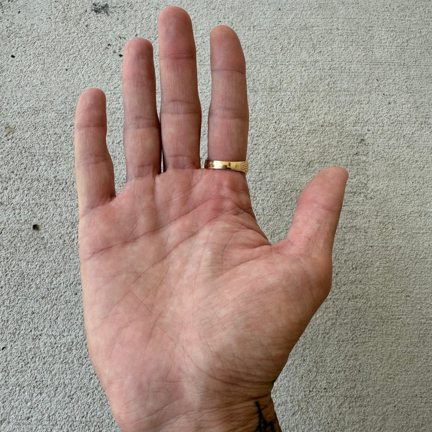 1980’s 14k Yellow Gold Black Onyx Nugget Signet Ring (10.5)