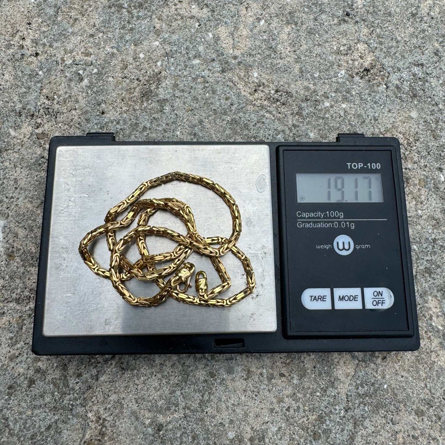 1990’s Solid 14k Yellow Gold Byzantine Link Necklace (18.25”)