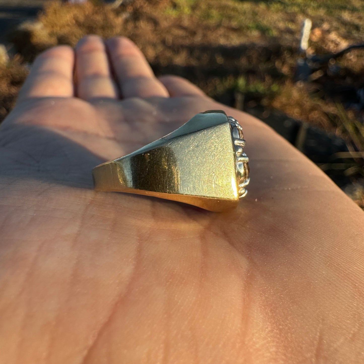 1970’s 14k Yellow Gold 1.75ctw Natural Diamond Kentucky Cluster Signet Ring (7)