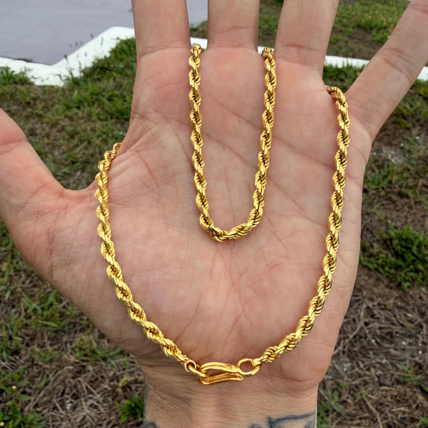Vintage London Hallmarked Solid 22k Yellow Gold Diamondcut Rope Chain Necklace (18.5”)
